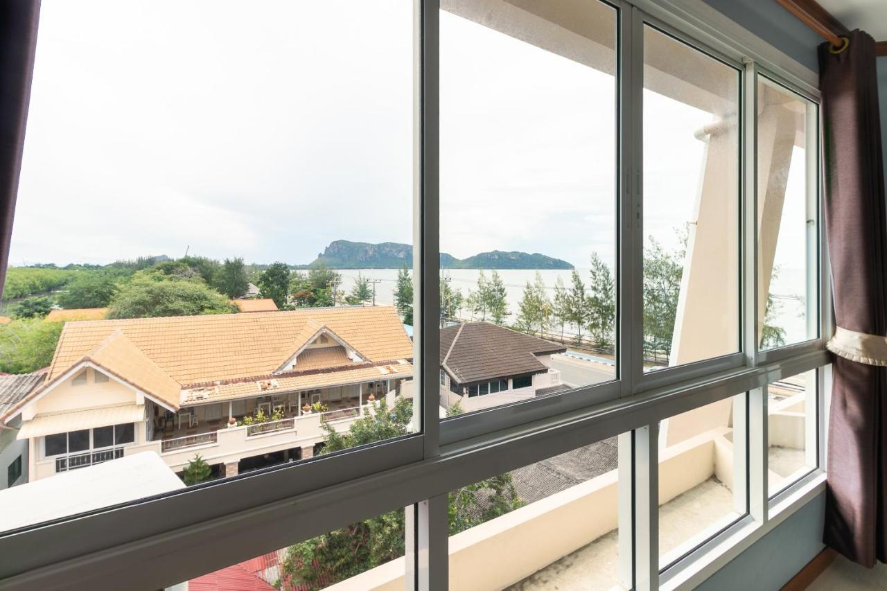 Golden Beach Boutique Resort Prachuap Khiri Khan Ngoại thất bức ảnh